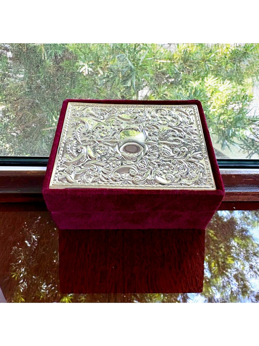 Vintage Godinger Red Velvet Jewelry Trinket Box Silver Plated Lid
